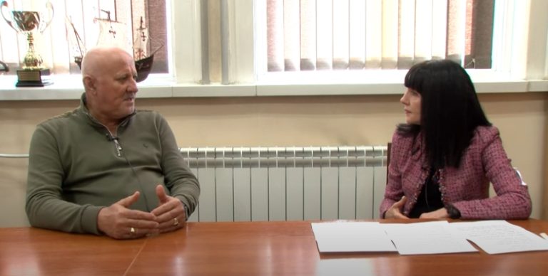 Ковид пандемията и училищата: Виктор Кръстев, заместник-председател на СРСНПБ, в предаването „Открито студио“ по ТВ Враца
